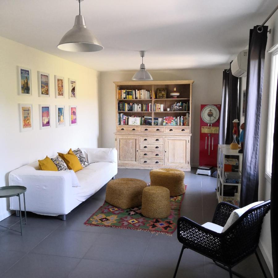 Villa Spacieuse Avec Terrasse Et Vue Mont Ventoux Entrechaux Bagian luar foto